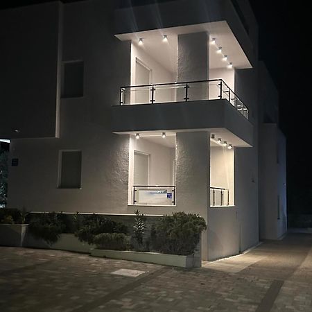 Apartments Stella คิร์ก ภายนอก รูปภาพ